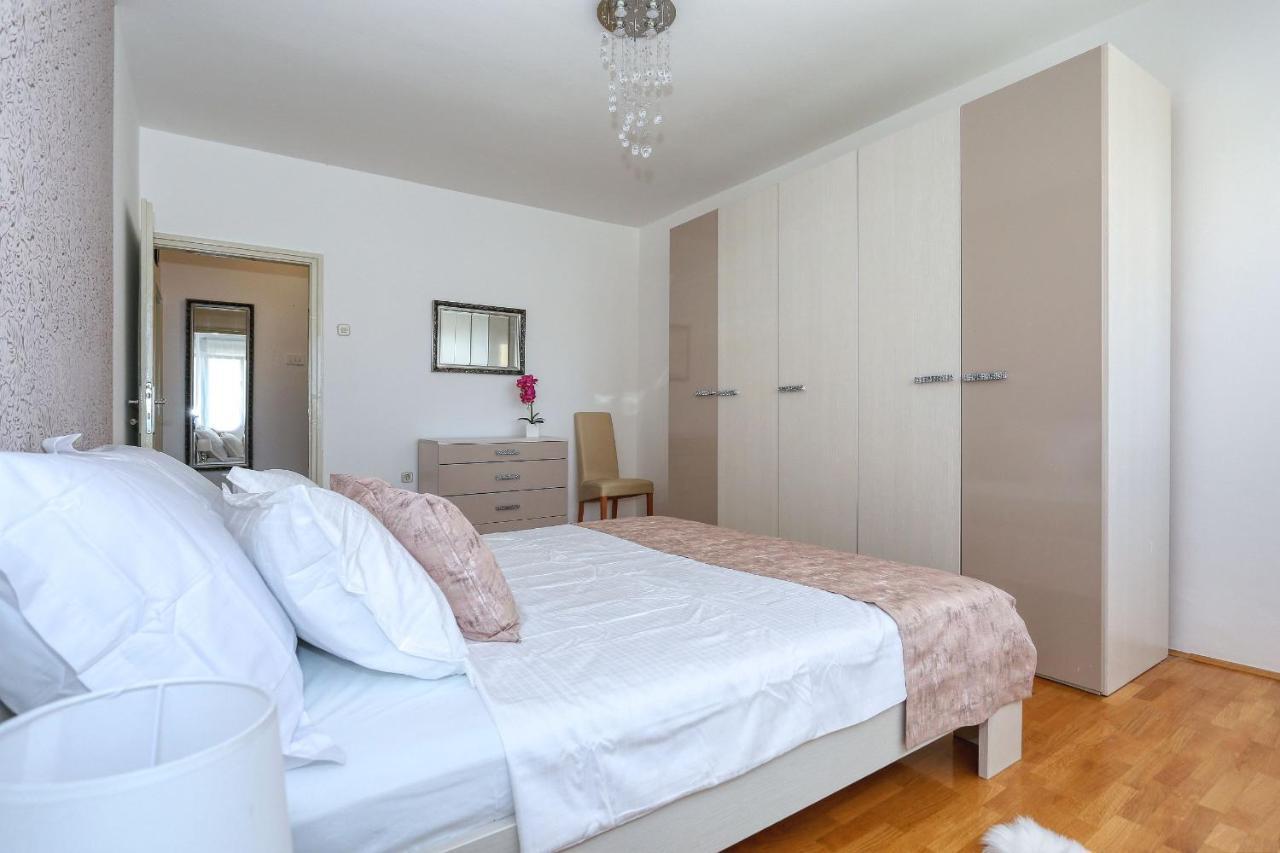 Rita Sea View Apartment 扎达尔 外观 照片